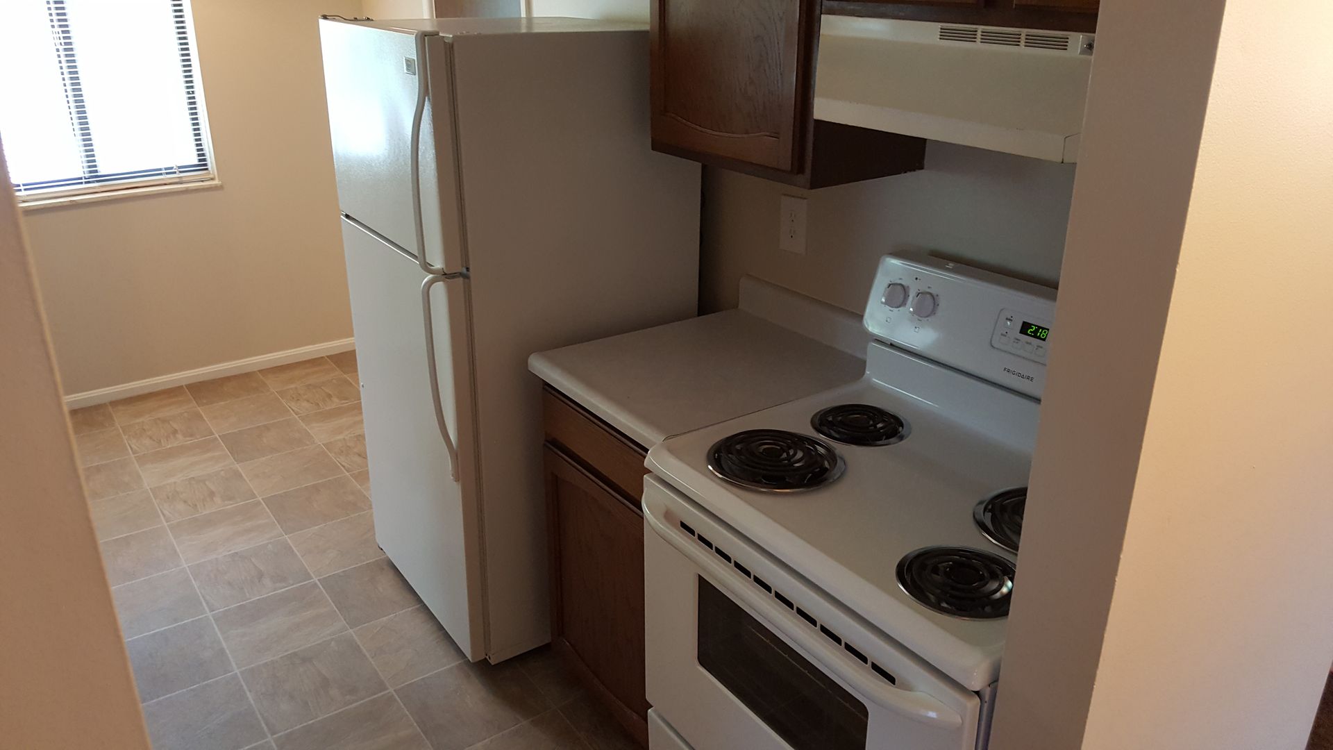 Youngstown Apartment: 4000 Logan Gate