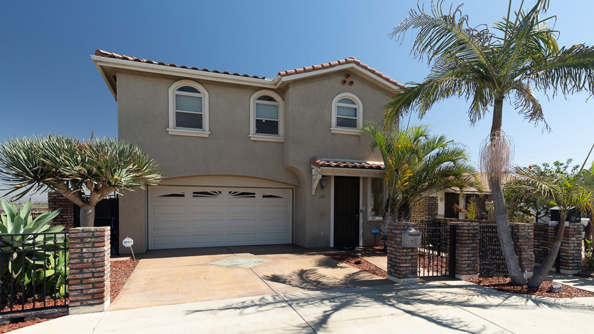 Imperial Beach House: 525 12th Street