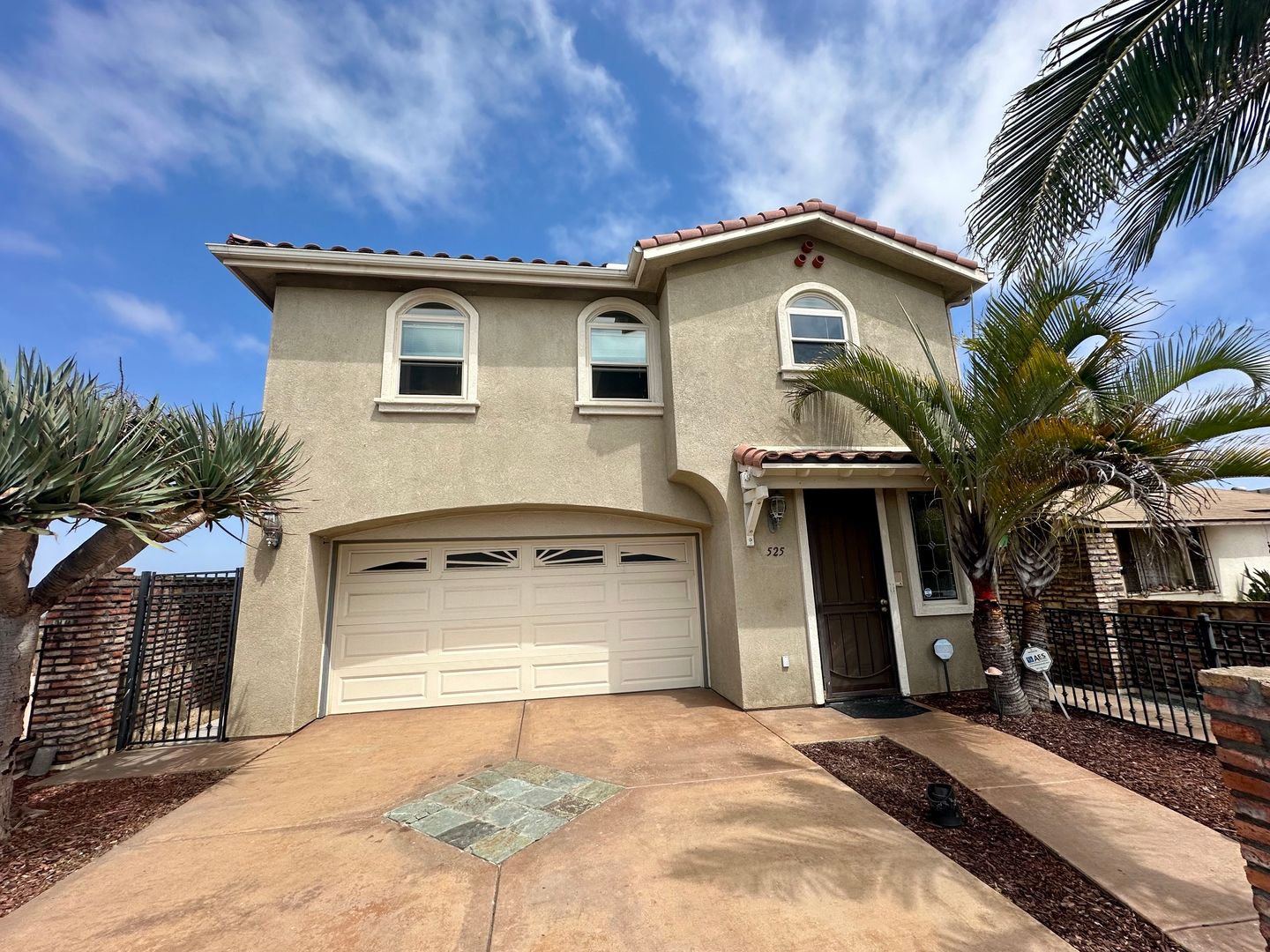 Imperial Beach House: 525 12th Street