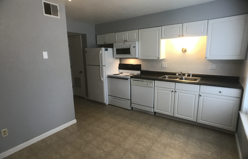 Woodcrest Two Bedroom Third Floor with Balcony (Under Application) – photo 1