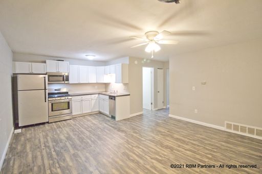 518 Hillsboro Ave Two Bedroom Apartment