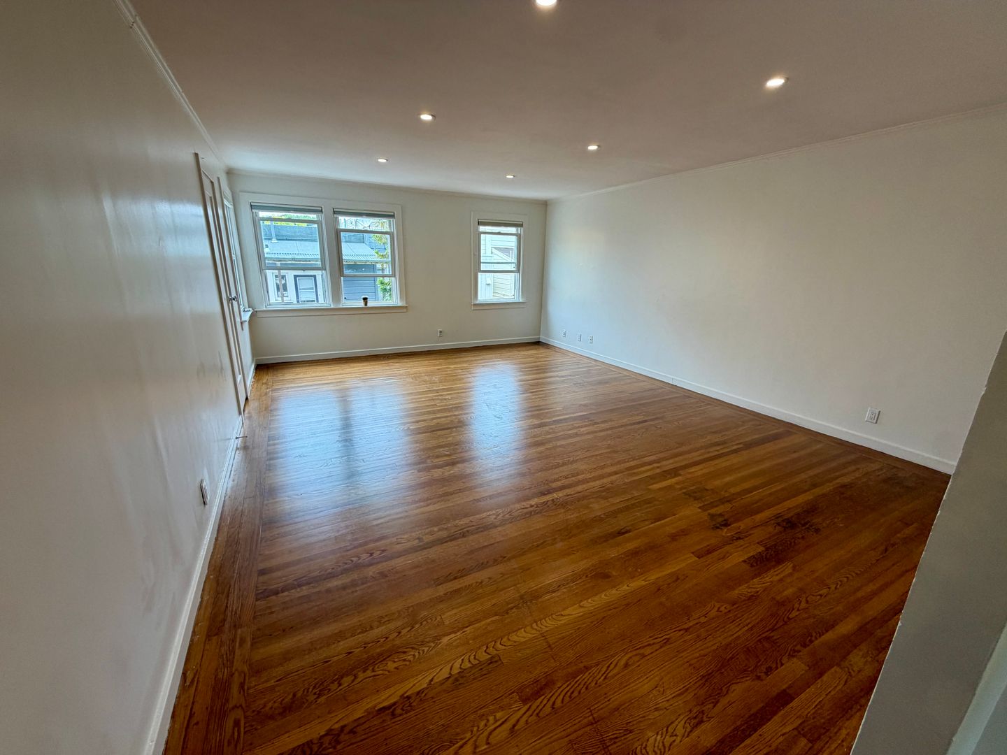 San Francisco Apartment: 332-334 19th Avenue