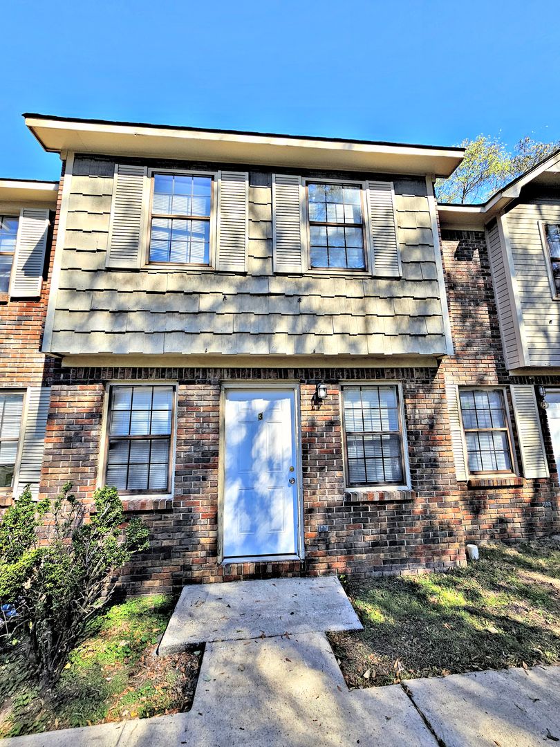 Decatur Apartment: 1220 North Street SE