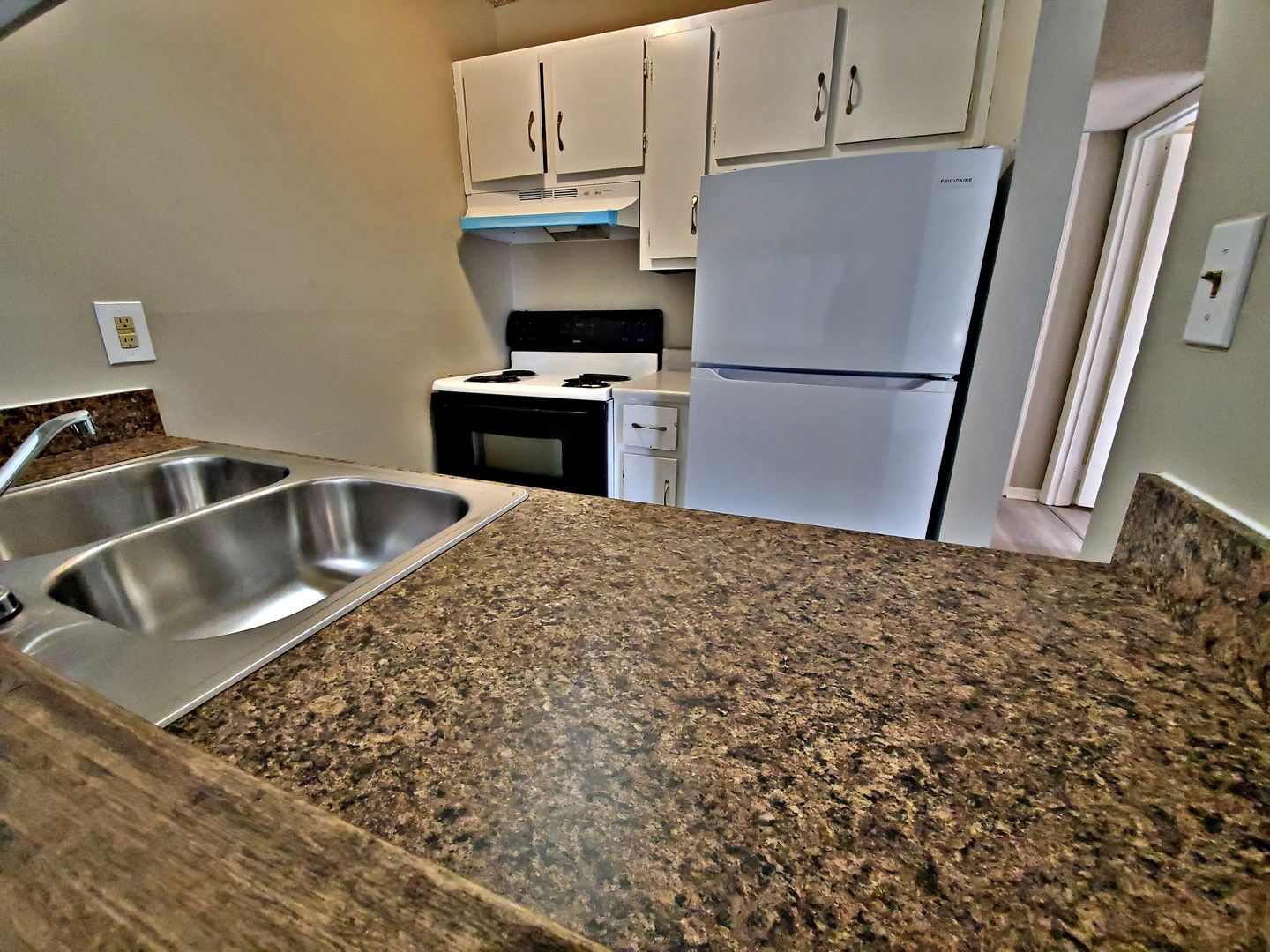 Huntsville Apartment: 4203 Patton Rd