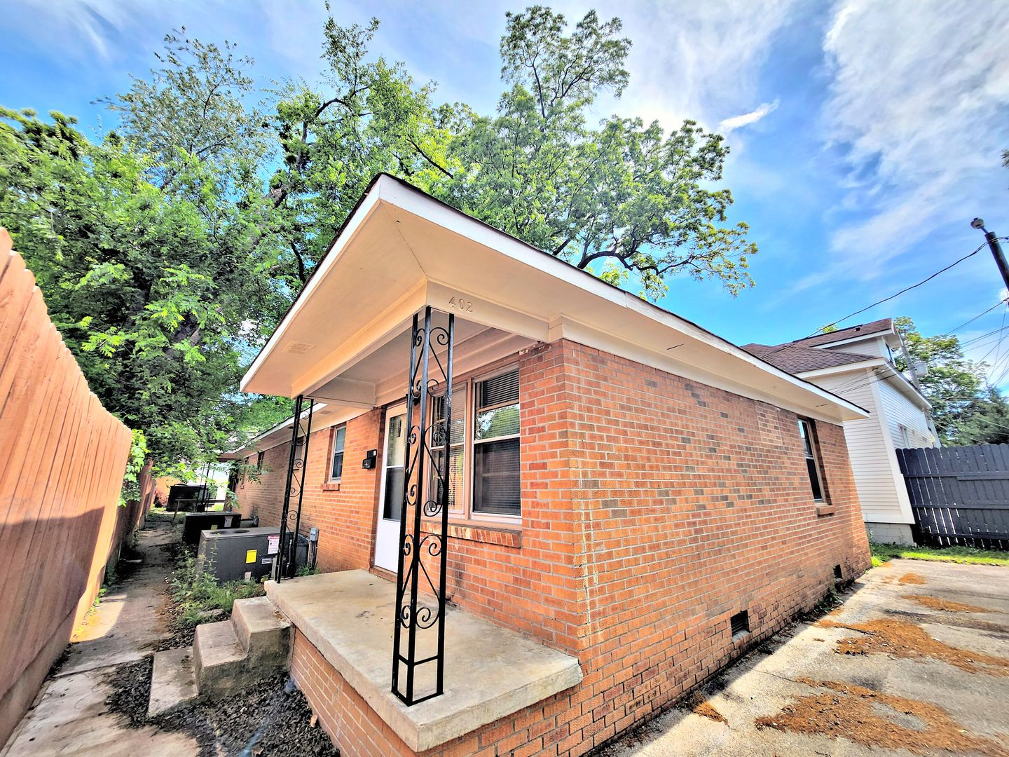 Huntsville Apartment: 402 Walker Ave