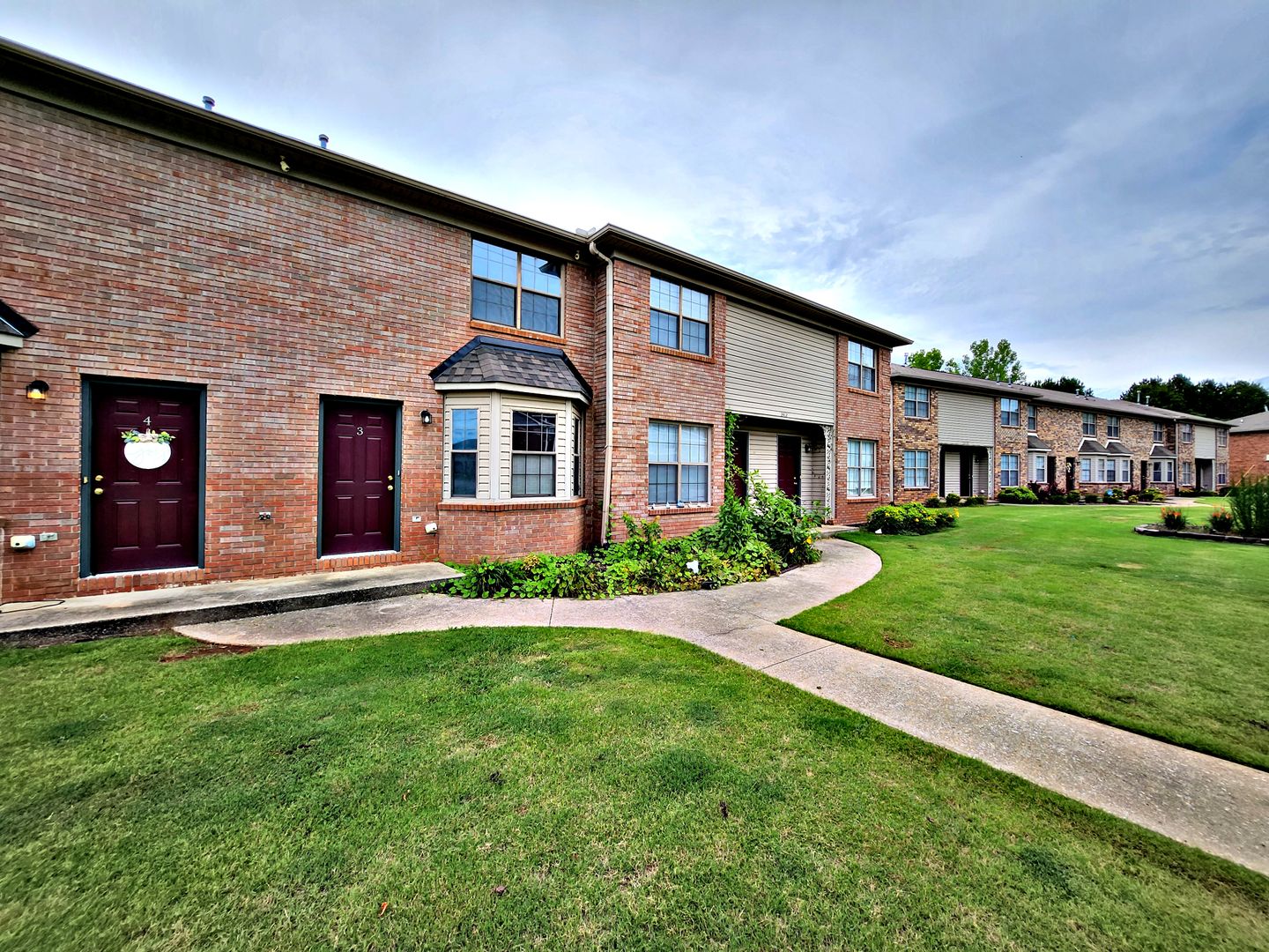 Decatur Apartment: 2402 - 2422 Gaslight Pl SW