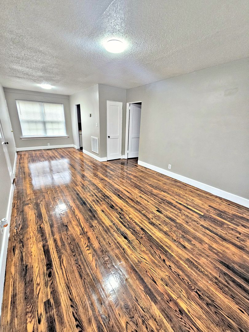 Decatur Apartment: 1018-1026 Grant St SE