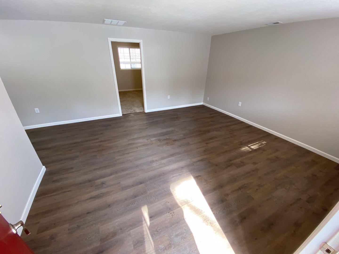 Lafayette Apartment: 1018-1020 Holloway St