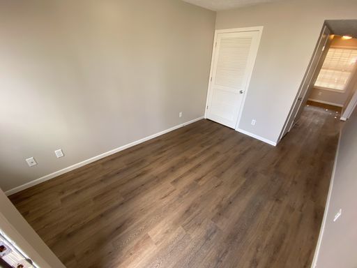 2 Bedroom / 1 bath, Recently Updated Apartment – photo 1