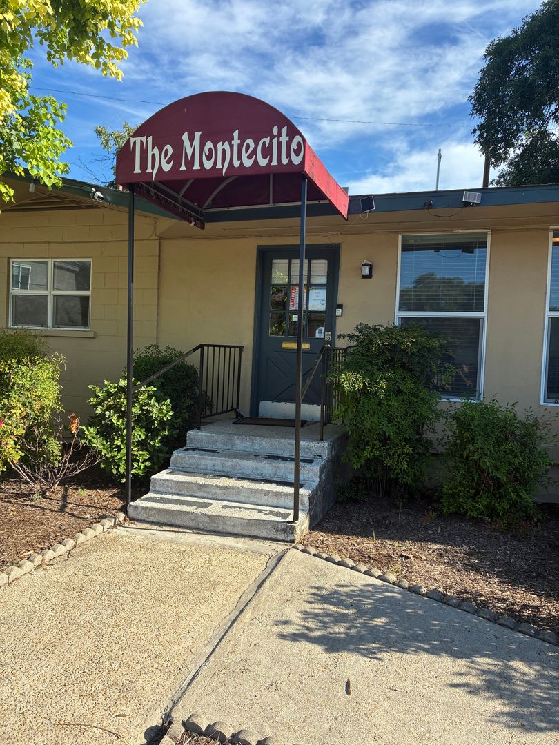 San Antonio Apartment: 227 Deerwood Dr