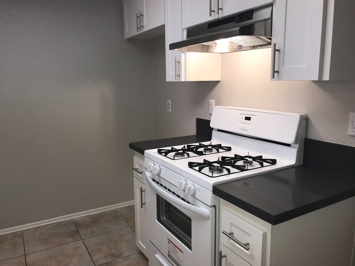 San Bernardino Townhome: 1460 Kendall Drive