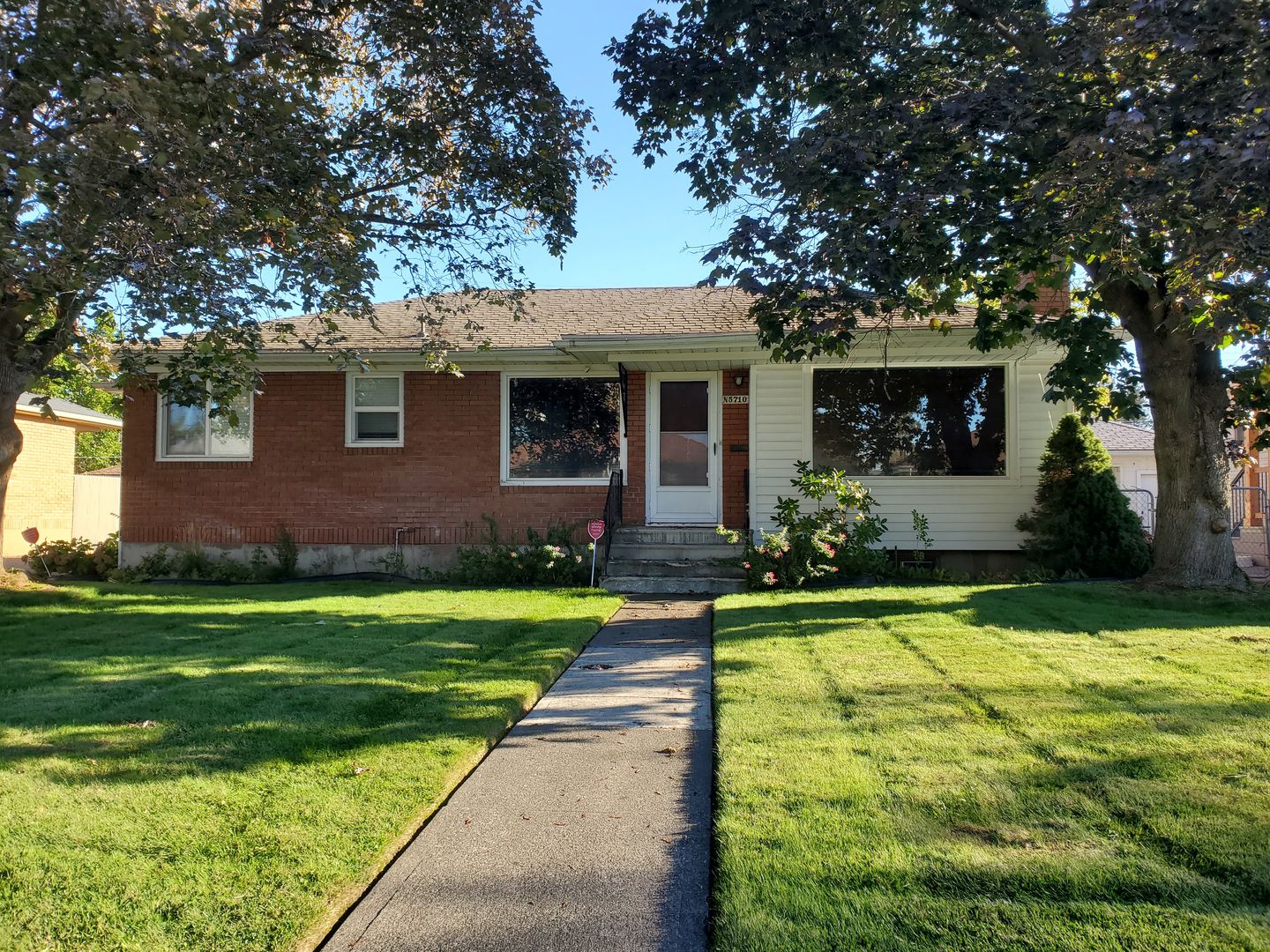 Charming 4 BR/ 2 BA North Spokane Home