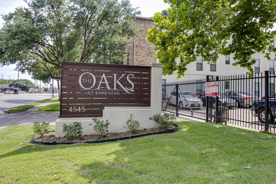 Dallas Apartment: 4545 Live Oak / 1317 Annex