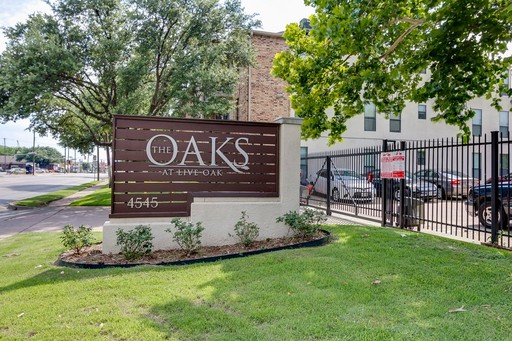 Up to 2 Months Free! - Beautifully Updated Apartments Near Downtown Dallas – photo 1
