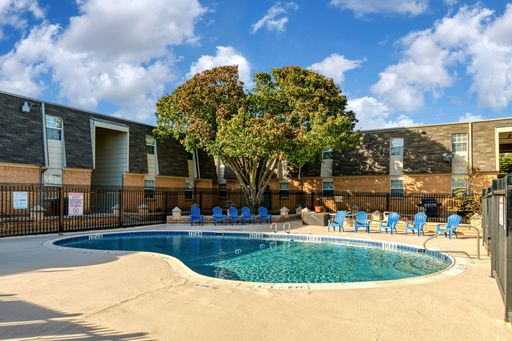 Move in Special! Move in Ready 1 bed/ 1 bath
