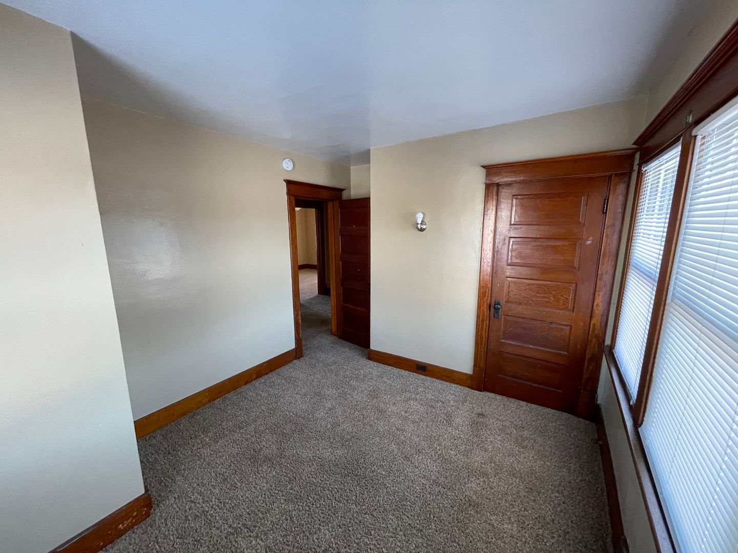 5675 Valley Drive, Bettendorf, IA 52722