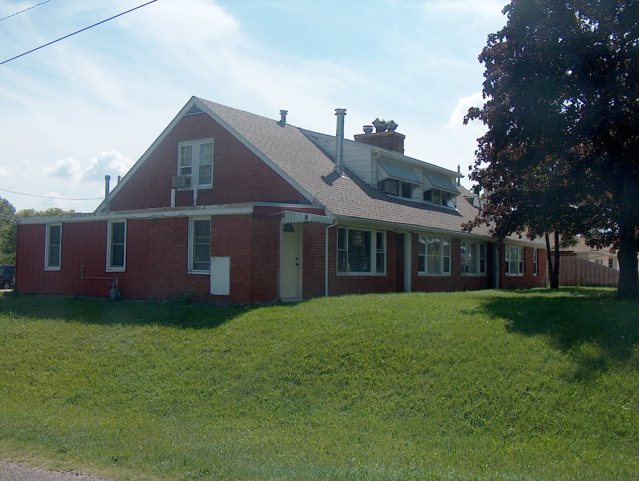 Davenport Apartment: 4647 Brady Street  #2