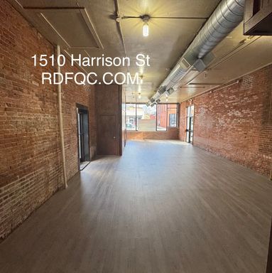 2,460 SF Retail/Flex Office-light Storage/Warehouse for Lease – 3-Phase Power –located in a great commercial location. – photo 1