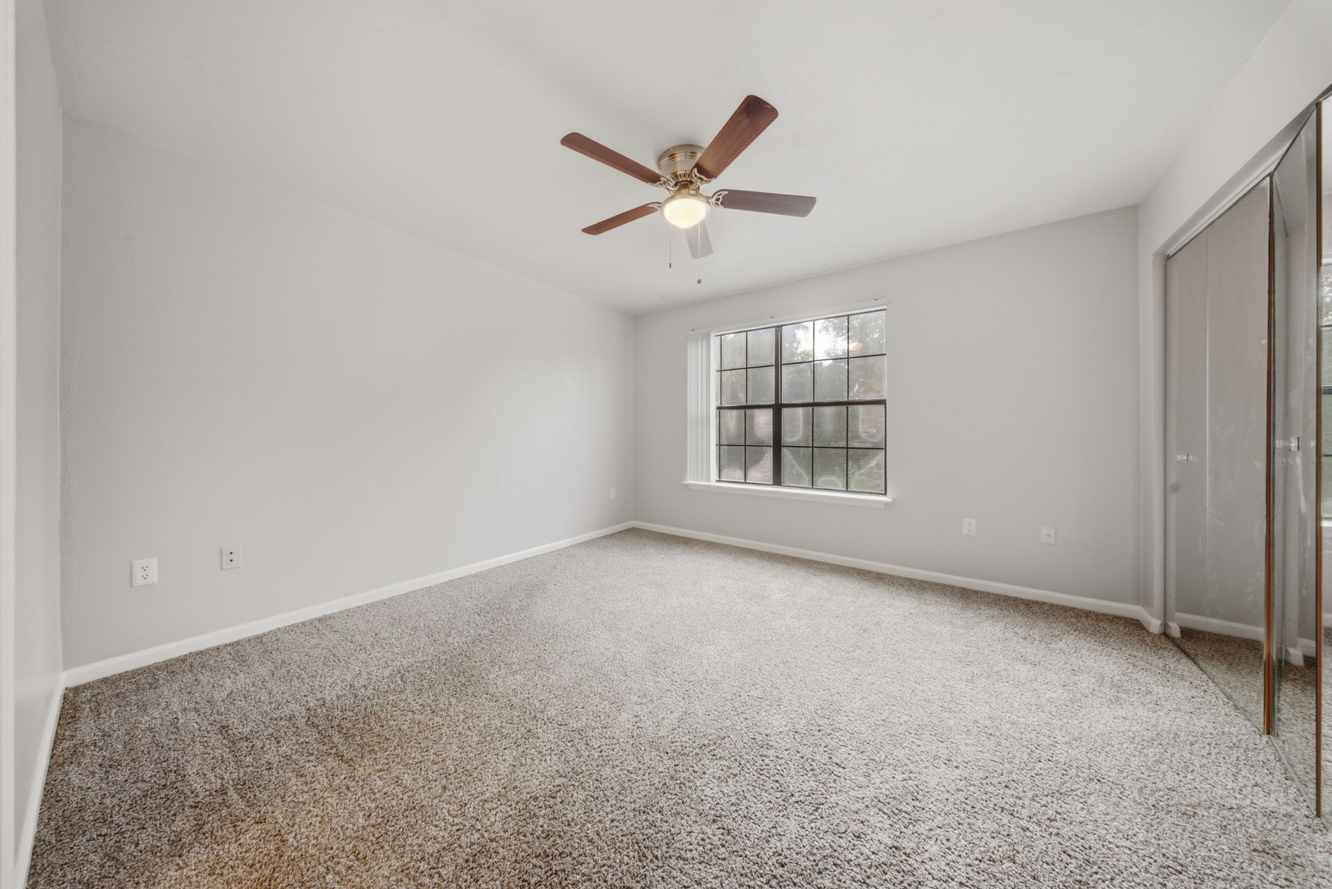 Dior Apartments, LLC 8 of 14