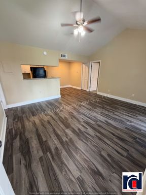 Walden Landing Apartments - 2 Bedroom/2 Bath 2nd Floor – photo 1