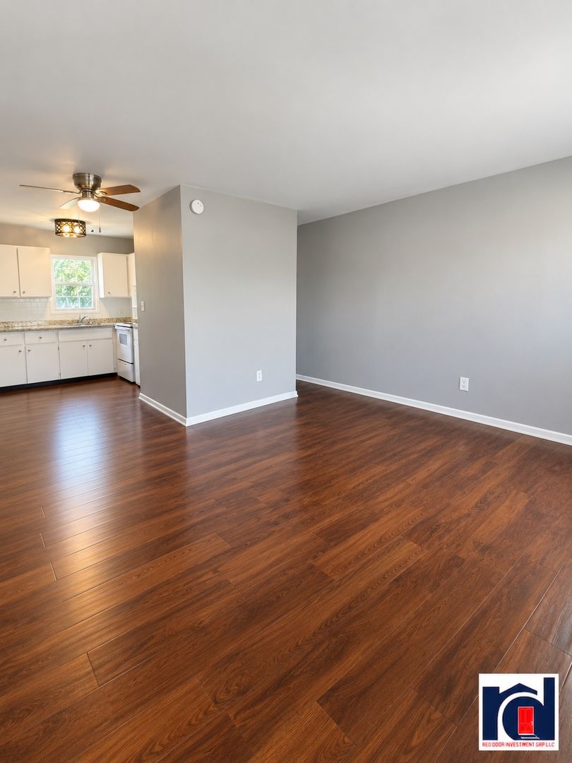 Cocoa Apartment: 650 Dixon Blvd
