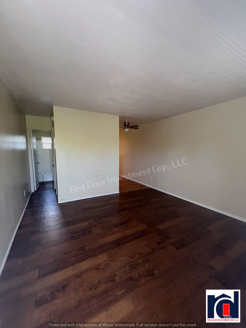 Cocoa Apartment: 650 Dixon Blvd