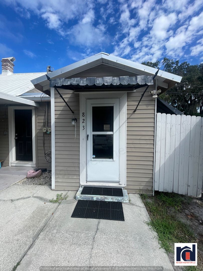 St Cloud Apartment: 821 Pennsylvania Ave