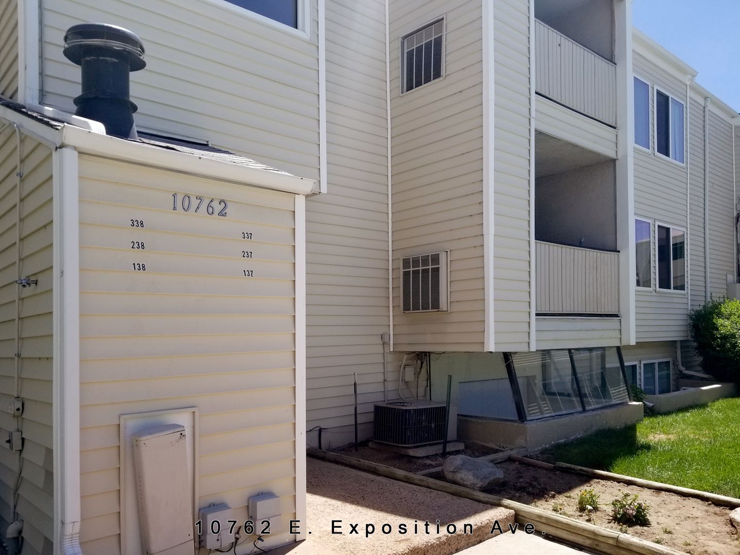 Aurora Condo: 10762 E Exposition Ave #136