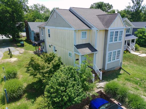 Lease a Private bedroom/bath in a Huge Shared Rental near UVA and the Research Park