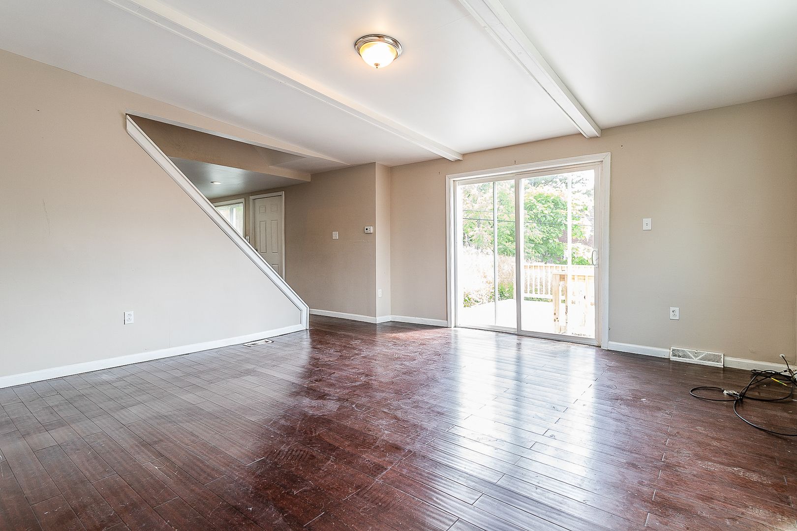 Pittsburgh House: 635 Mclain St