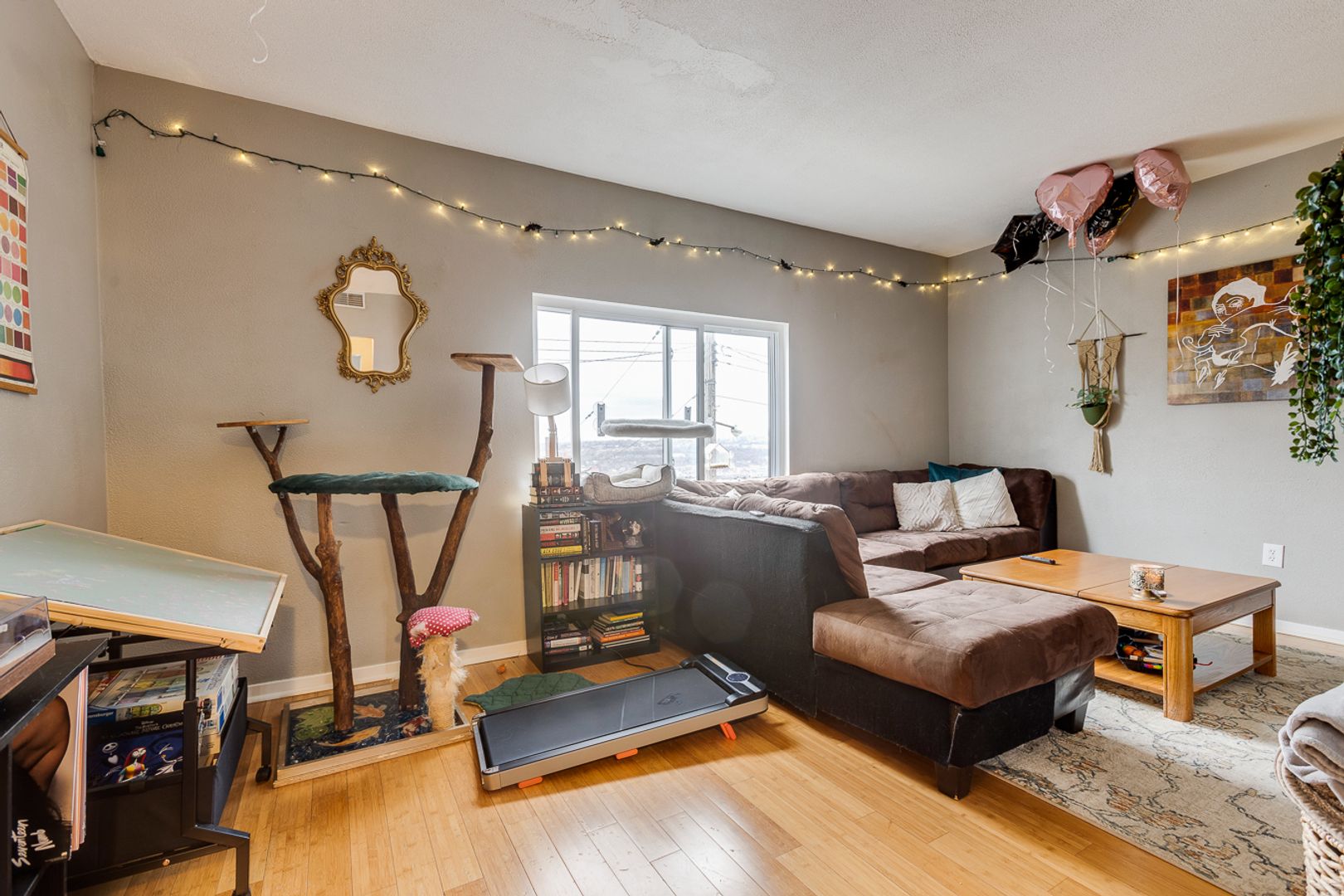 Pittsburgh Apartment: 1022 E Warrington Ave