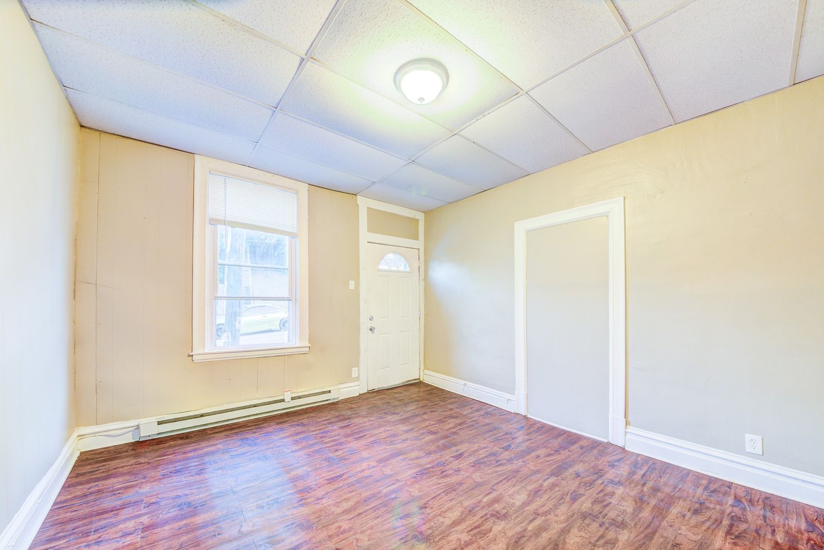 Pittsburgh Apartment: 1927 Arlington Ave