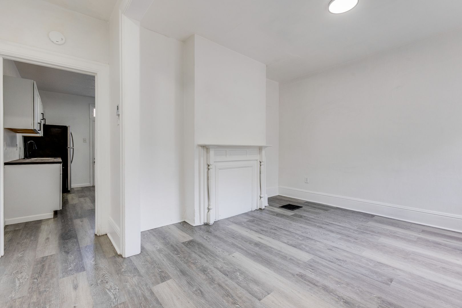 Pittsburgh House: 949 Freeland St