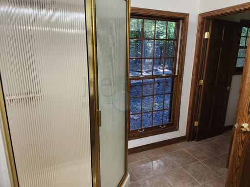 6 Country Oaks Drive, Little Rock, AR 72223-9500