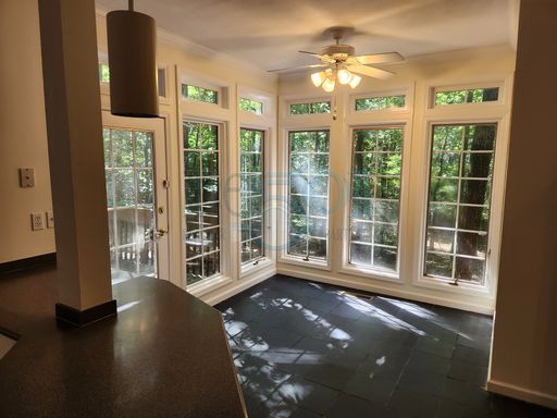 6 Country Oaks Drive, Little Rock, AR 72223-9500