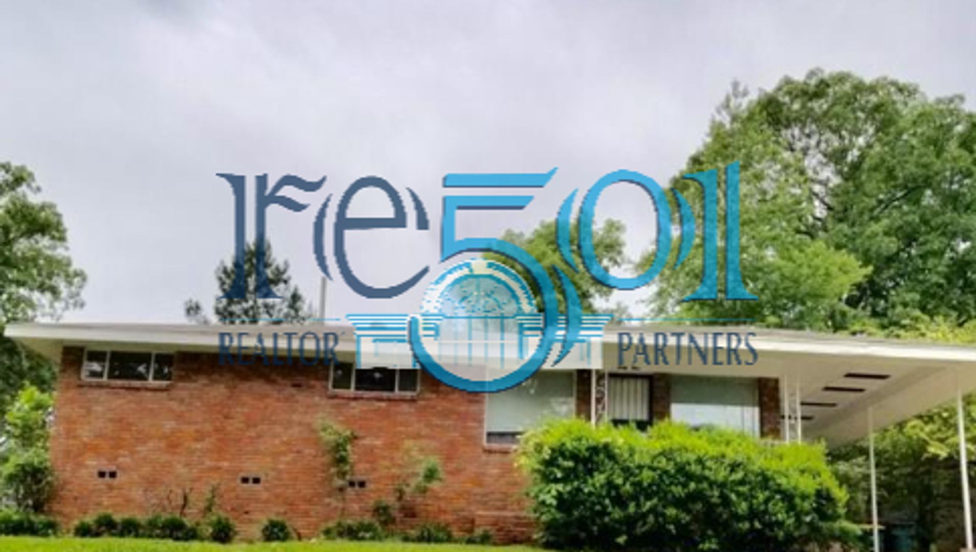 Little Rock House: 69 Lakeshore