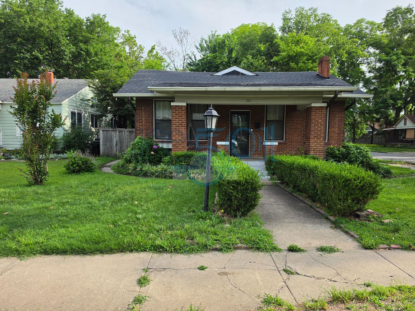Little Rock House: 301 W. 5th Street