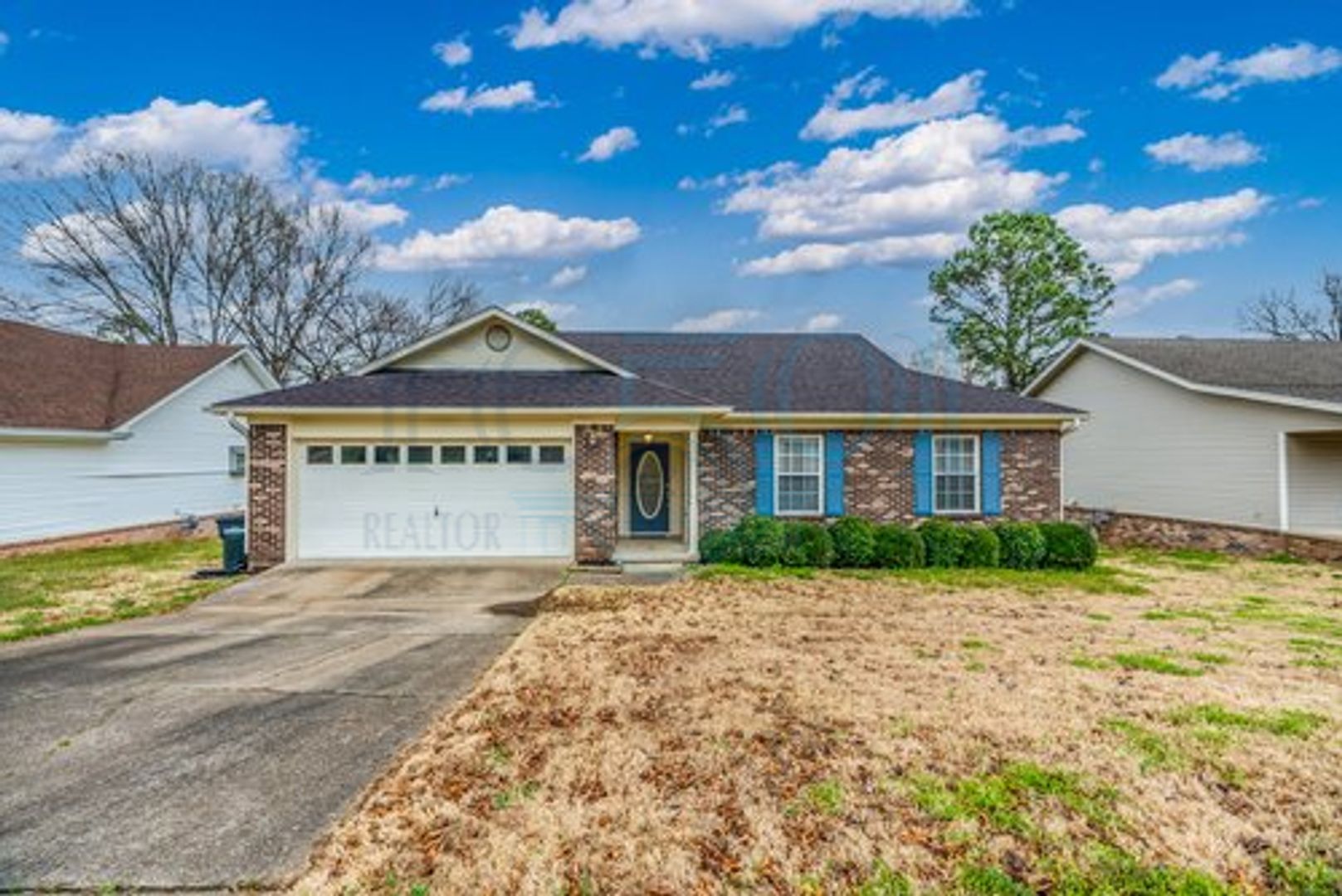 Sherwood House: 116 Tiffany Circle