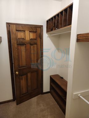 6 Country Oaks Drive, Little Rock, AR 72223-9500