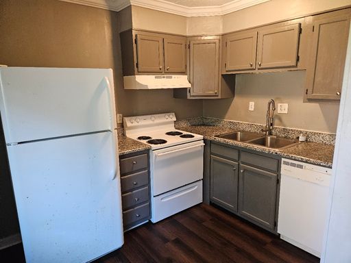 Knoxville 37919 - 1 Bedroom, 1 Bath Condo – photo 1