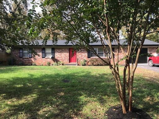 Knoxville, 3 bedroom home with fenced yard – photo 1