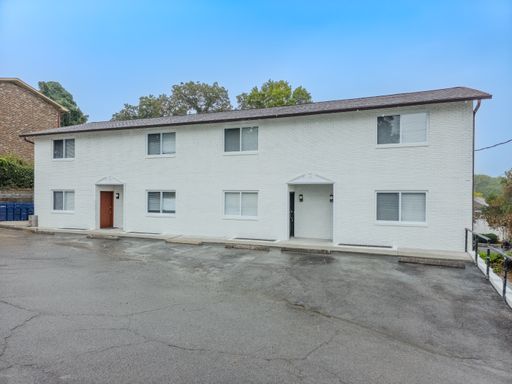West Knoxville 37919 - Charming Townhome in West Knoxville! Available Now! 2 Bedroom, 1.5 Bath. – photo 1