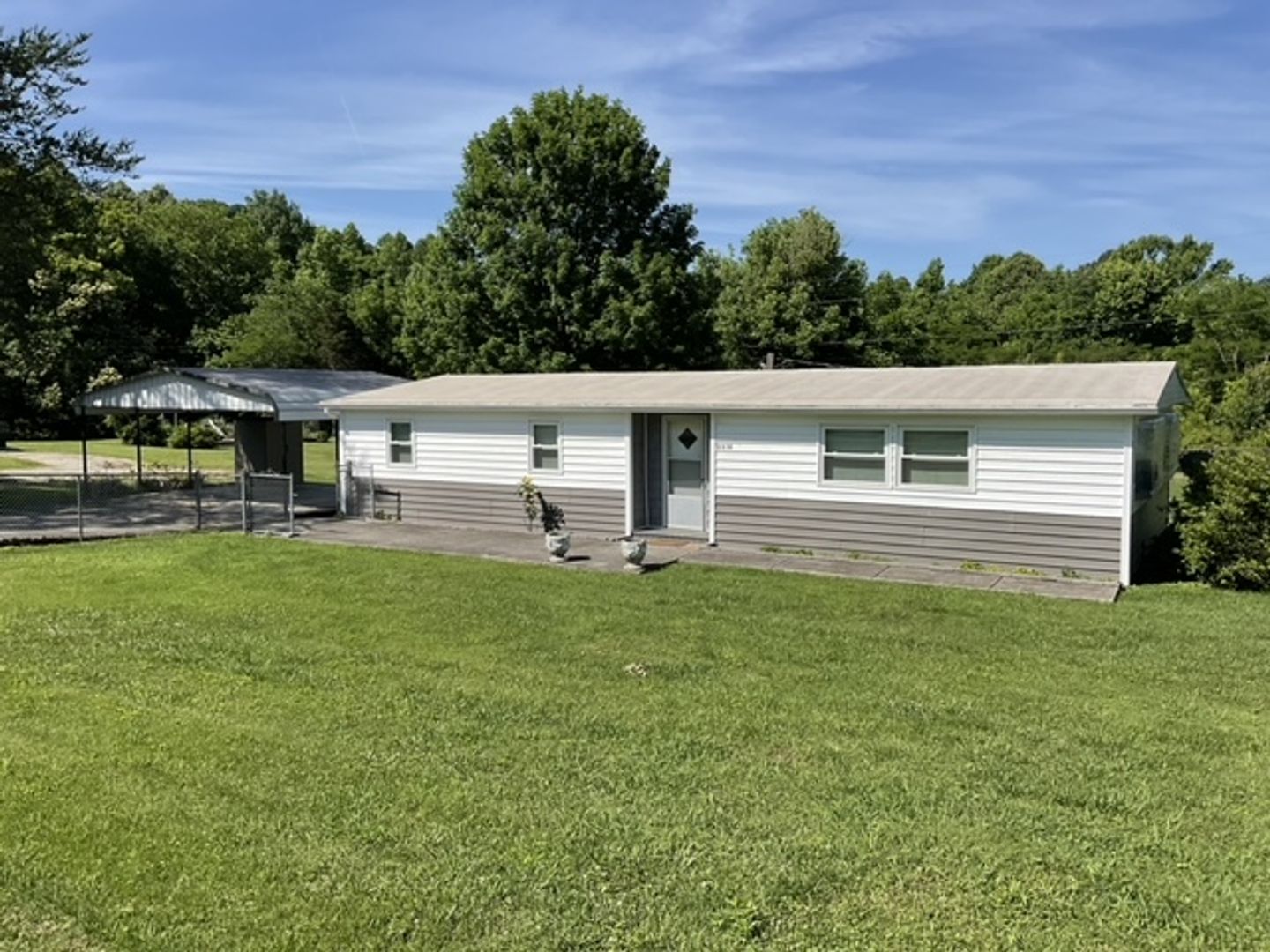 Maryville House: 3516 Black Sulfur Way