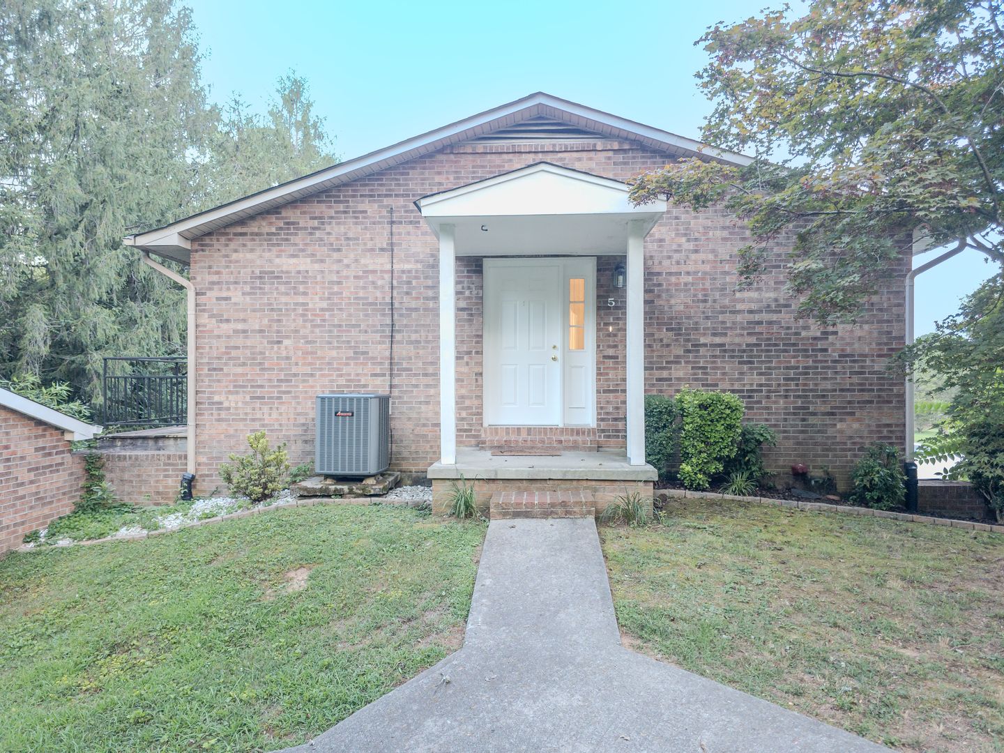 Lenoir City Condo: 5 11 Estates Drive