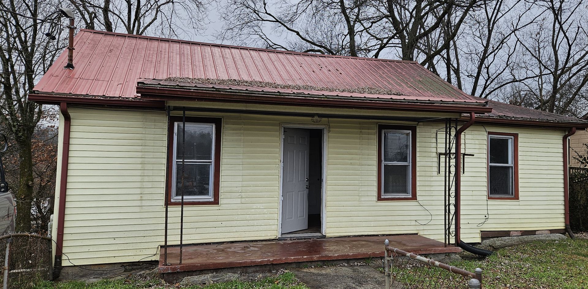 Knoxville House: 196 Hillview Avenue