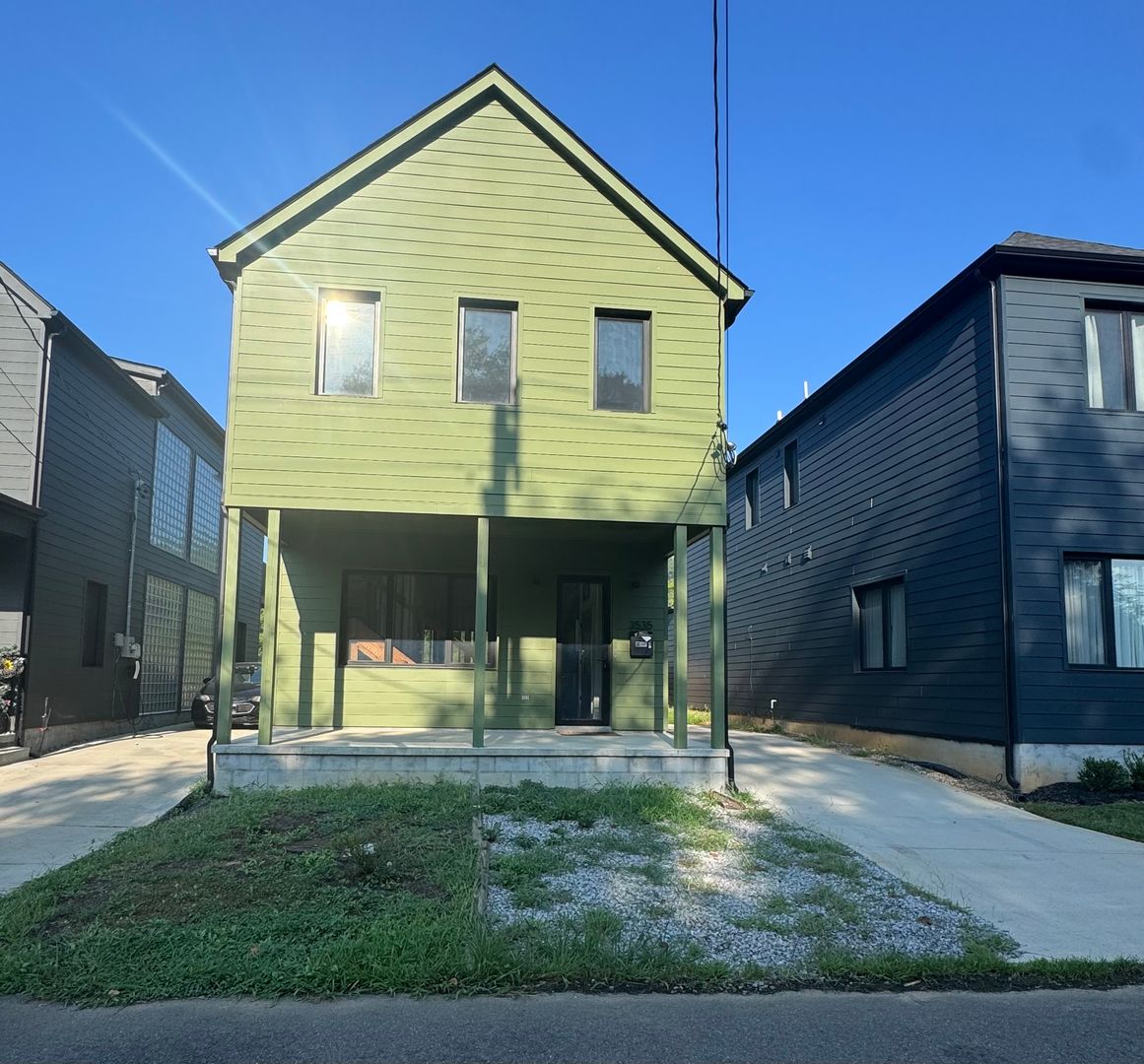Knoxville House: 3535 Oswald Street