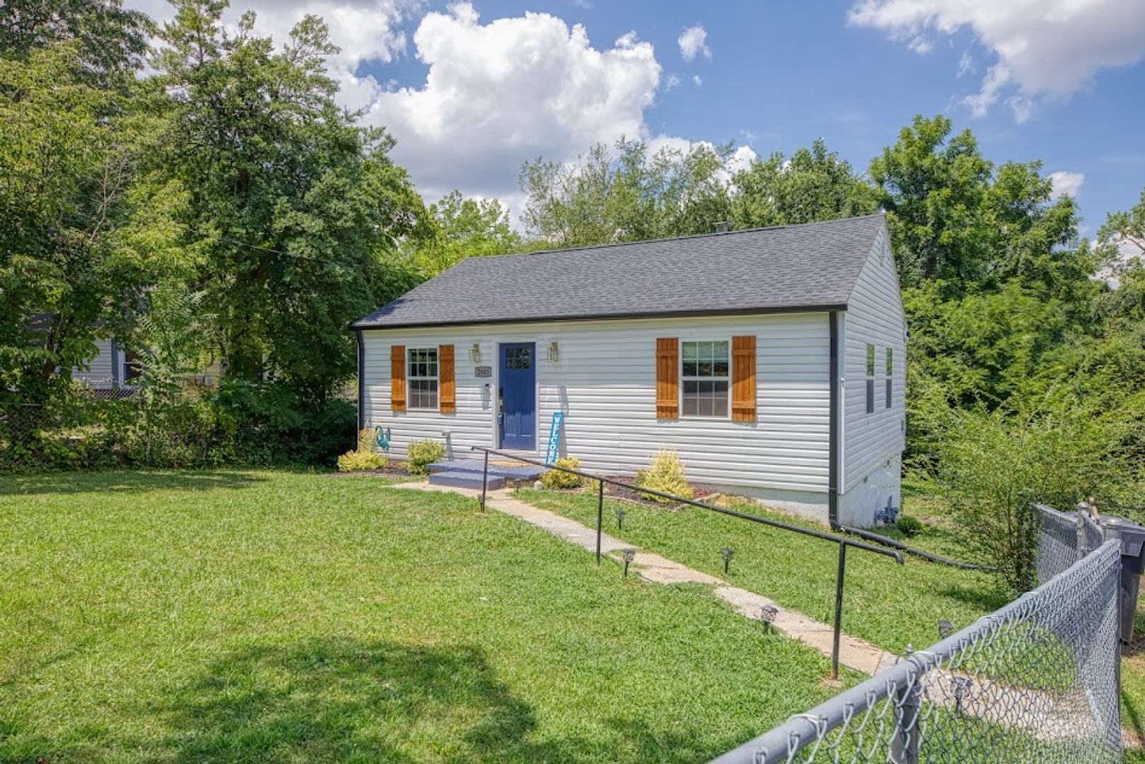 Knoxville House: 2801 Edgewood Ave