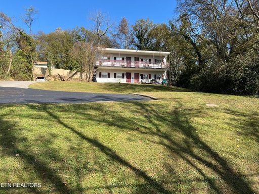 West Knoxville 37922 - 1 bedroom apartment with updated interior – photo 1