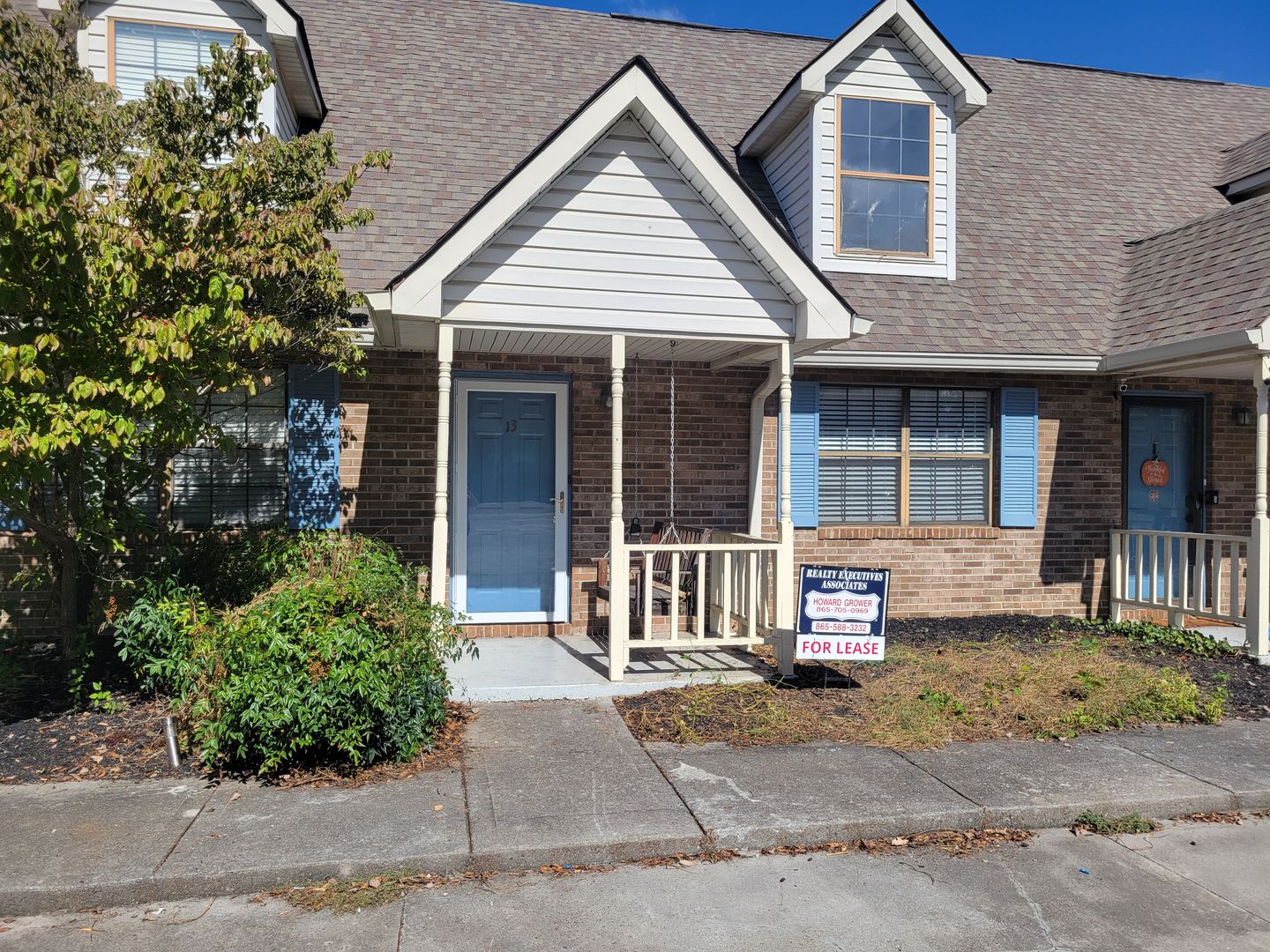 Knoxville House: 455 Bramblewood Lane