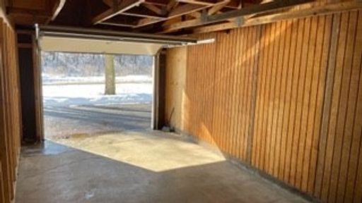 Large detached storage garage available!